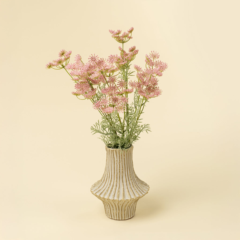 Queen Anne's Lace Spray, Pink