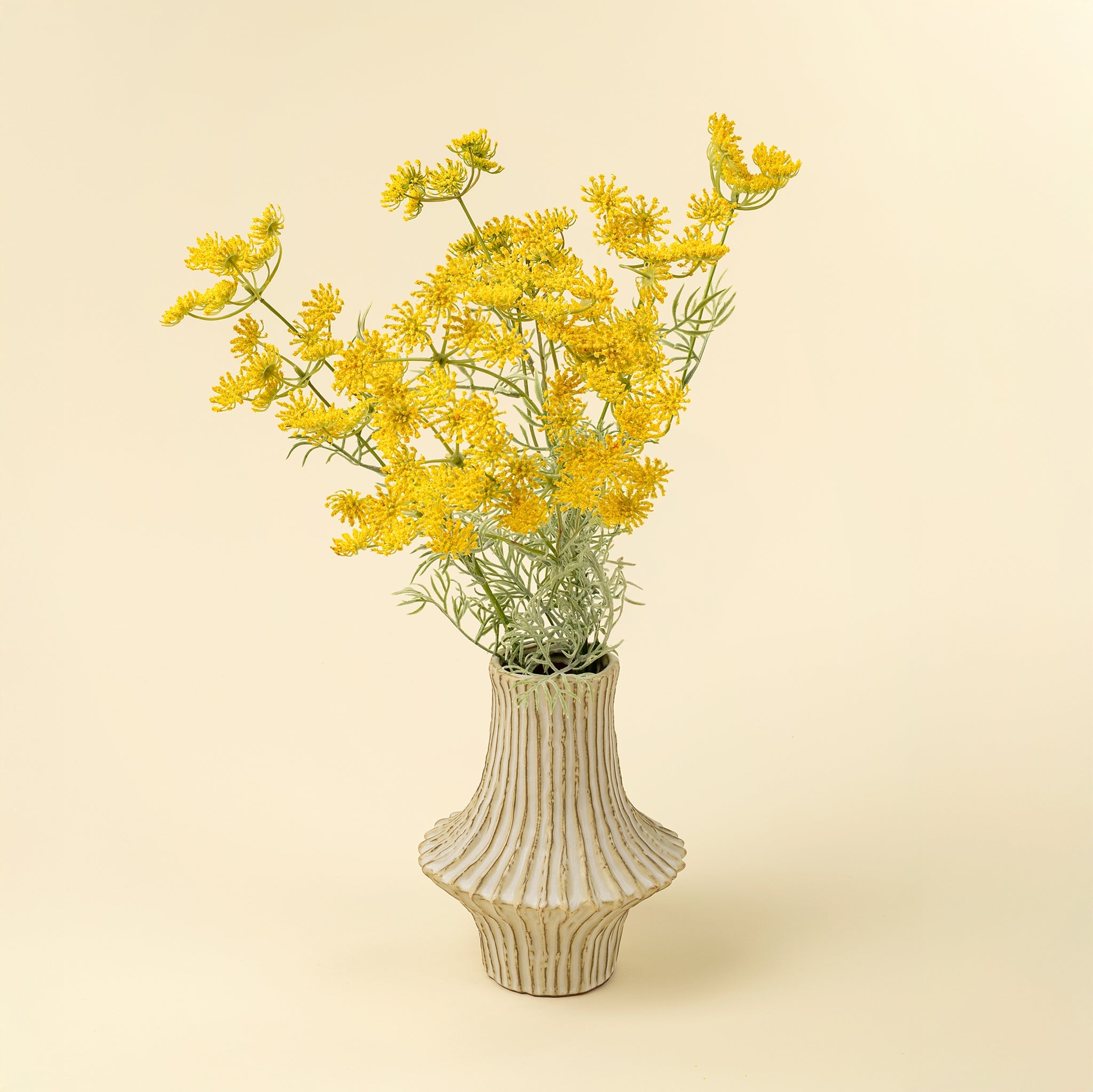Queen Anne's Lace Spray, Yellow
