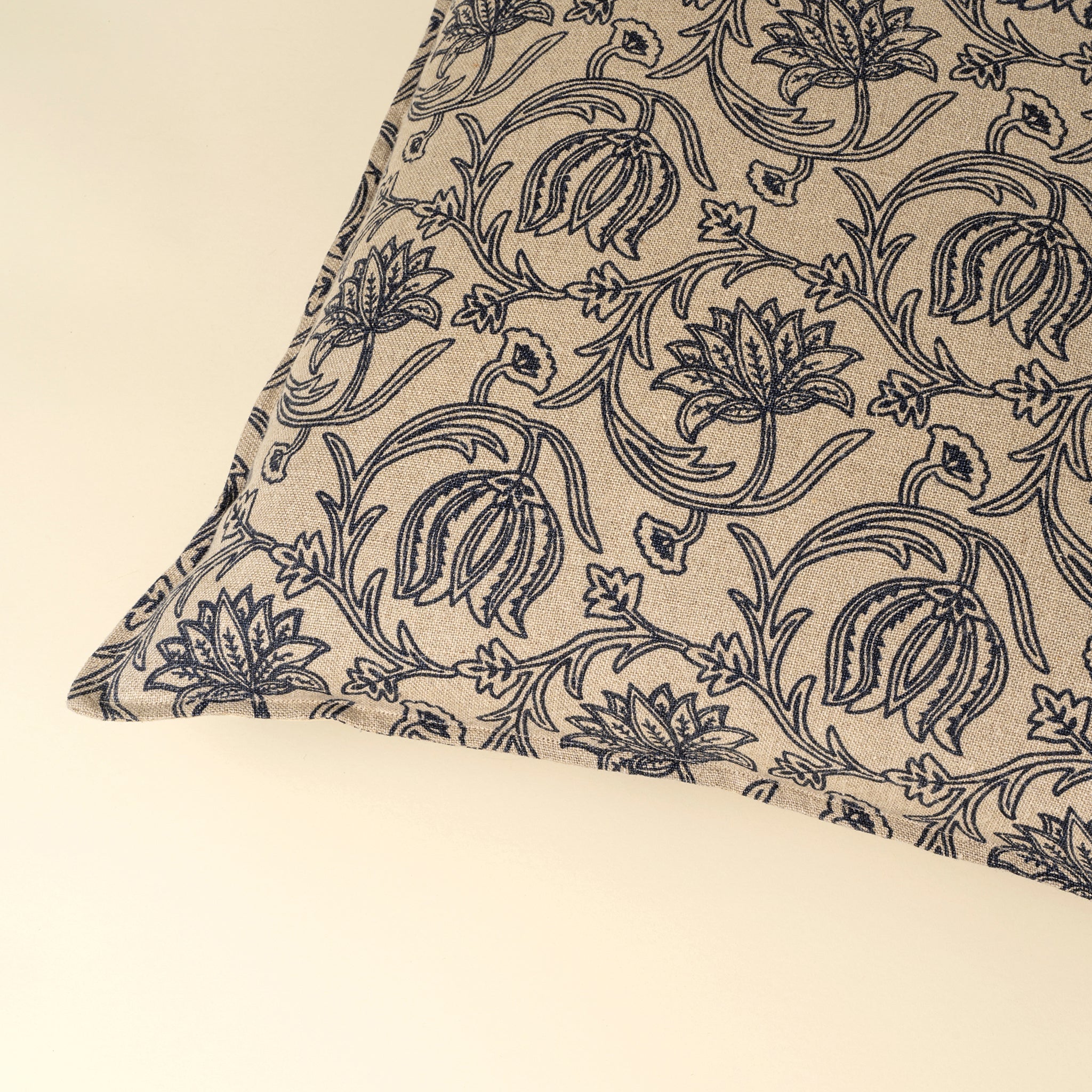 24x24 Lotus Linen Pillow, Blue