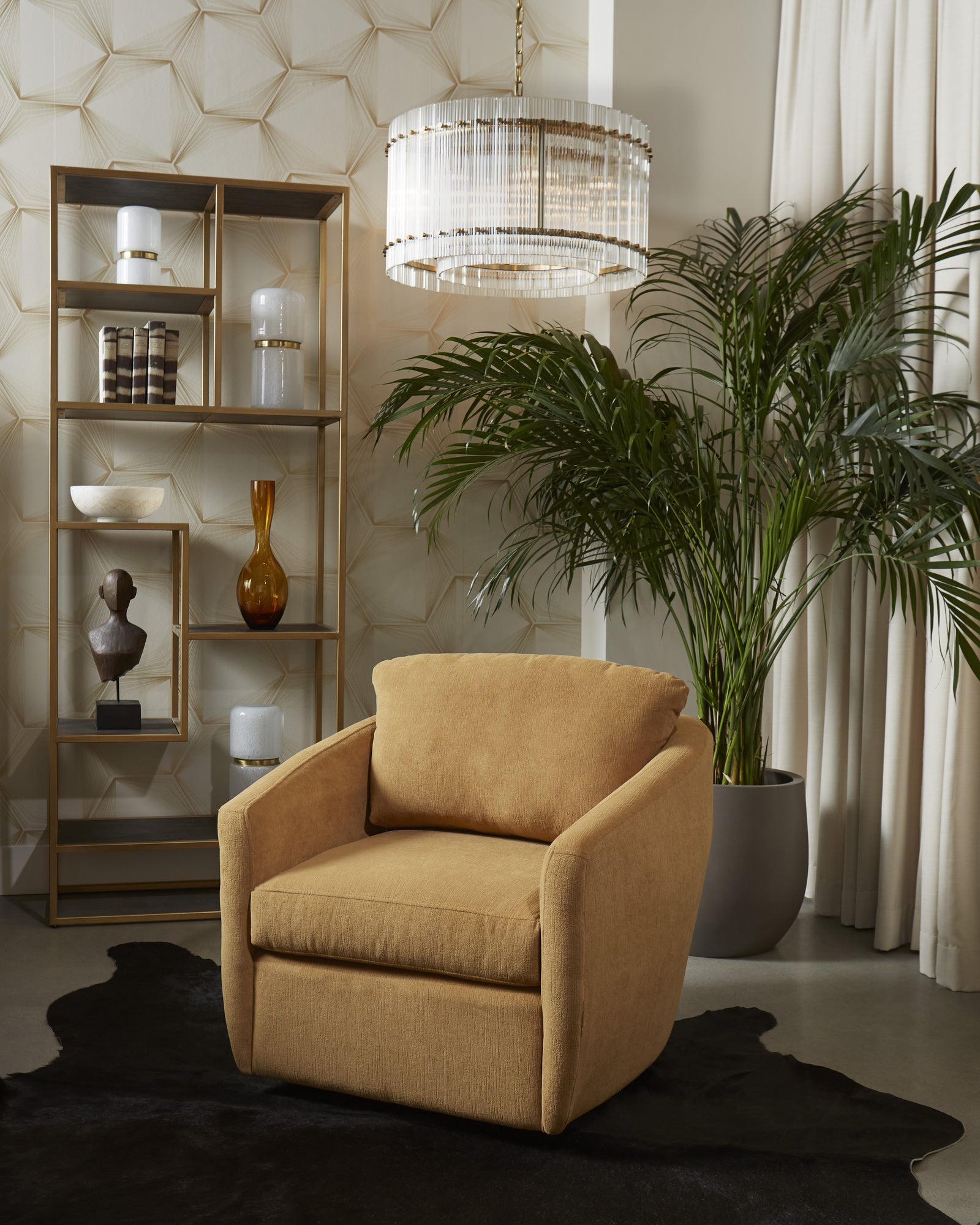 Kore Chandelier - Small - Brass - Clear
