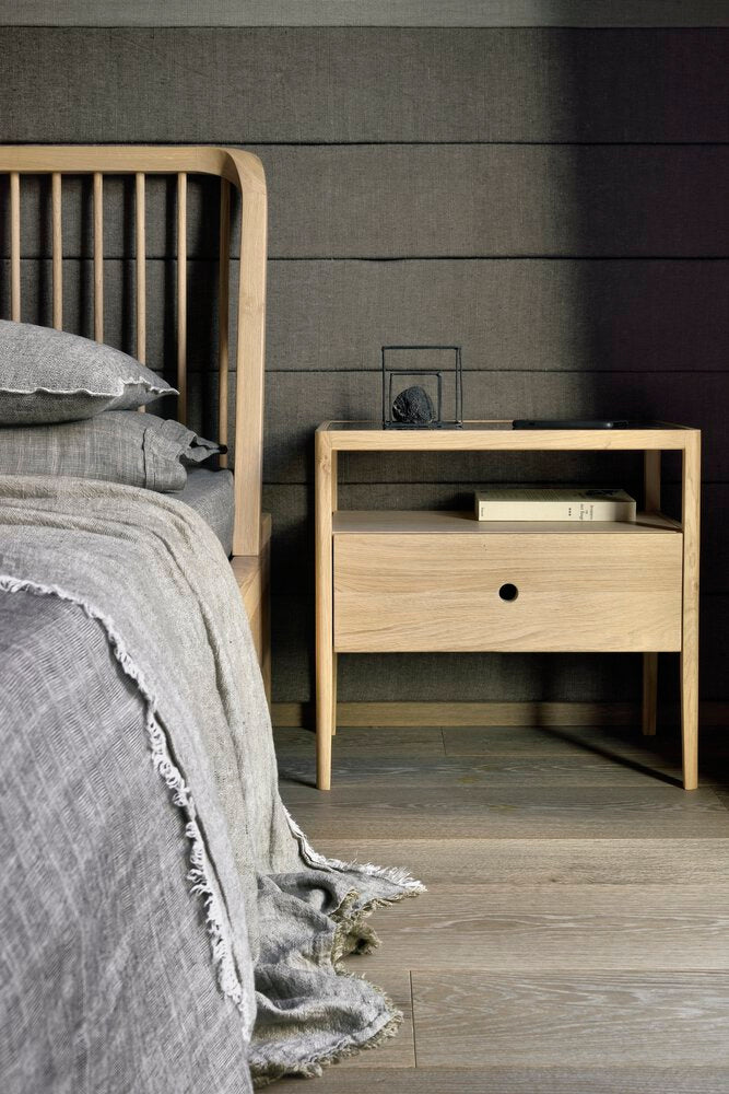 Spindle Bed | Oak | Us King | With Slats
