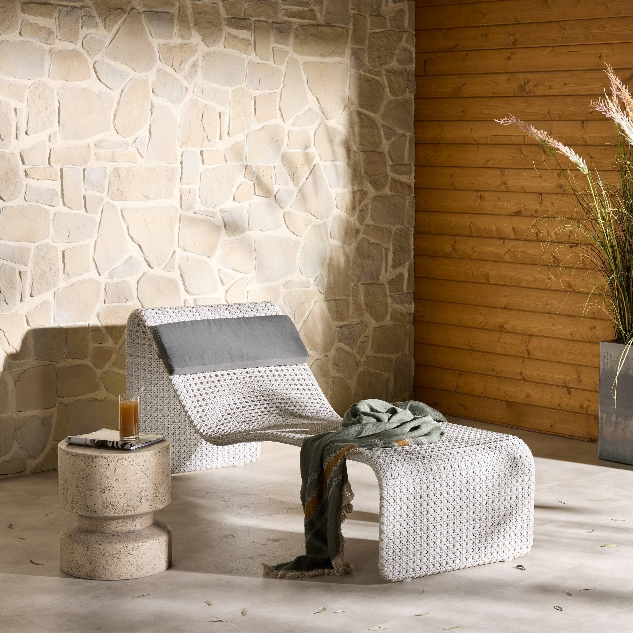 Paige Outdoor Woven Chaise - Arashi Graphite
