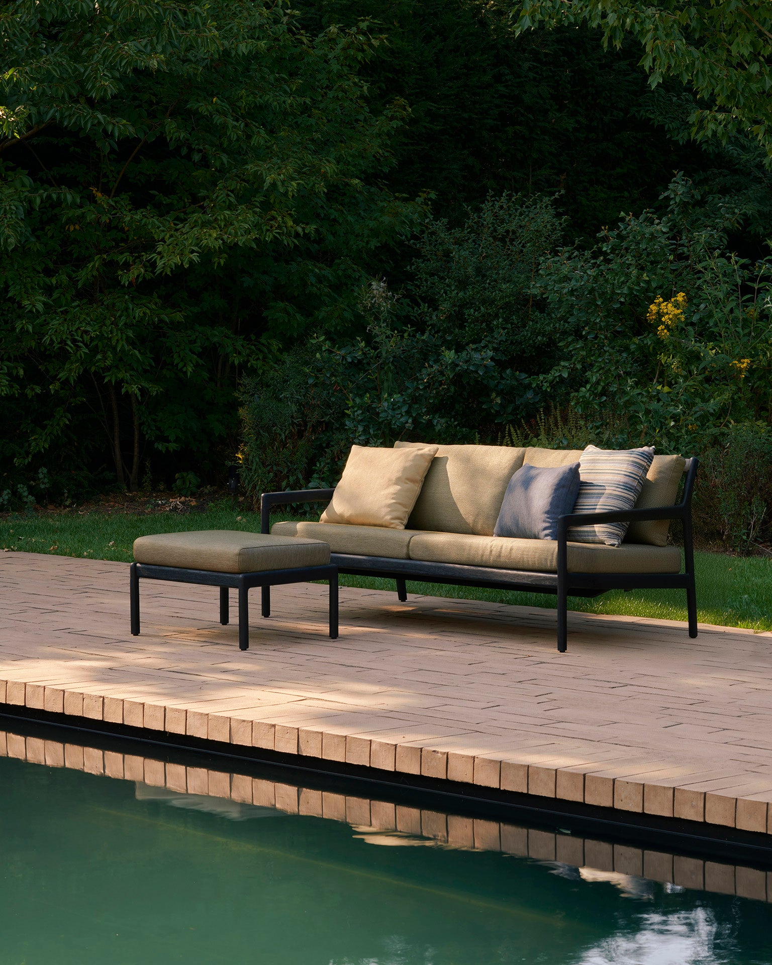 Jack Outdoor Sofa | Varnished Teak | Black | Green Fabric | 3+ Seater