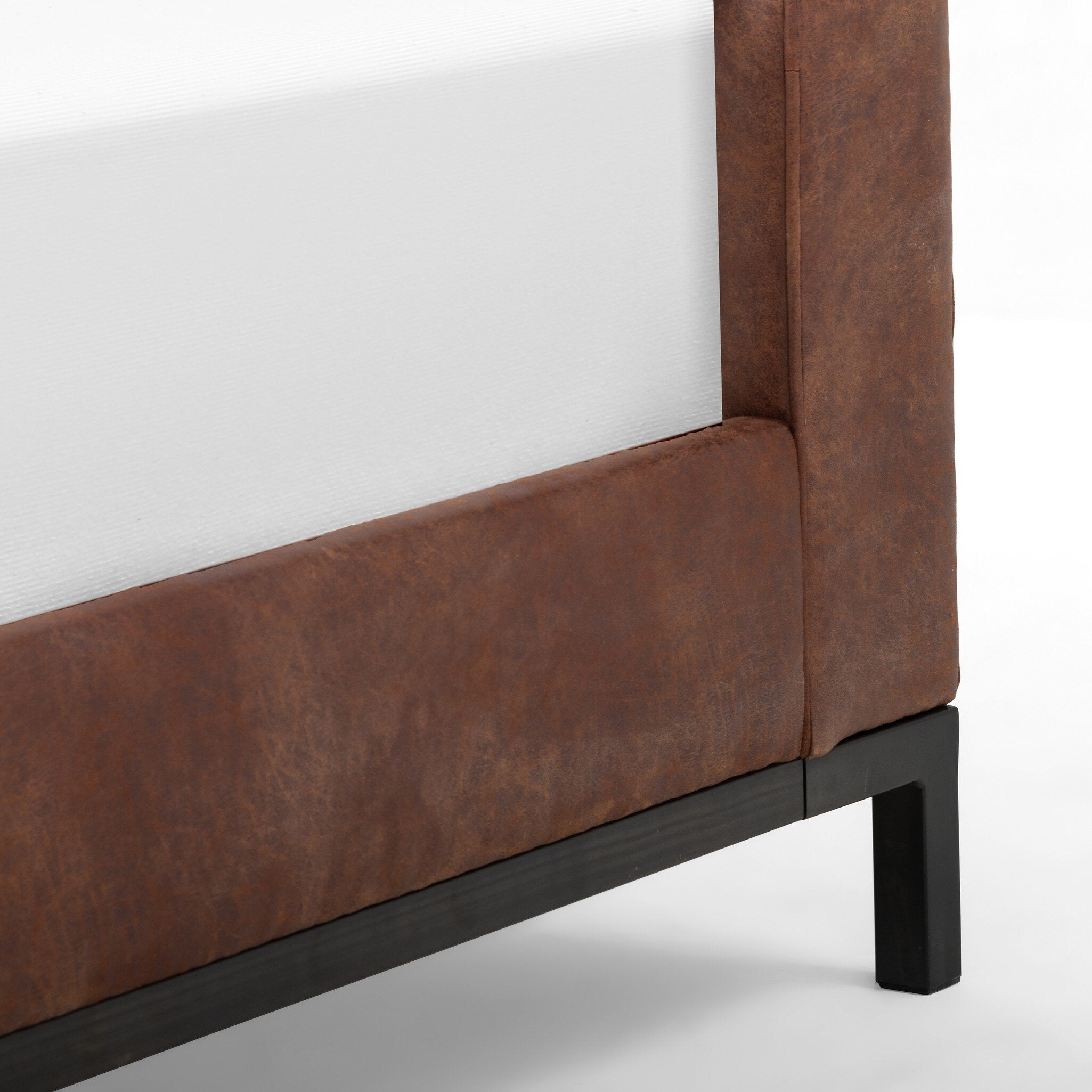 Newhall Bed - 55" - Vintage Tobacco | King