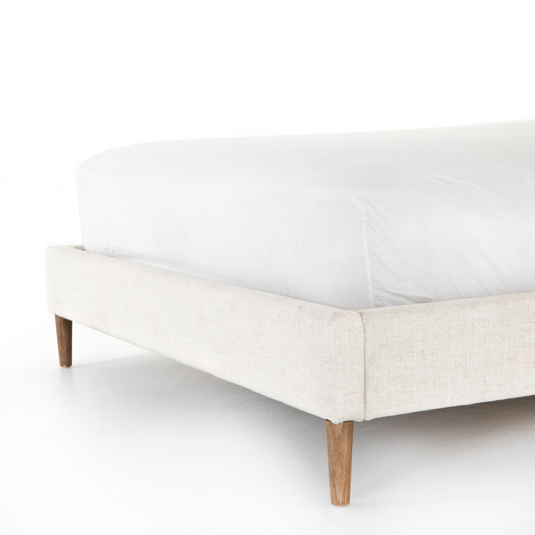 Potter Bed - Dover Crescent | King