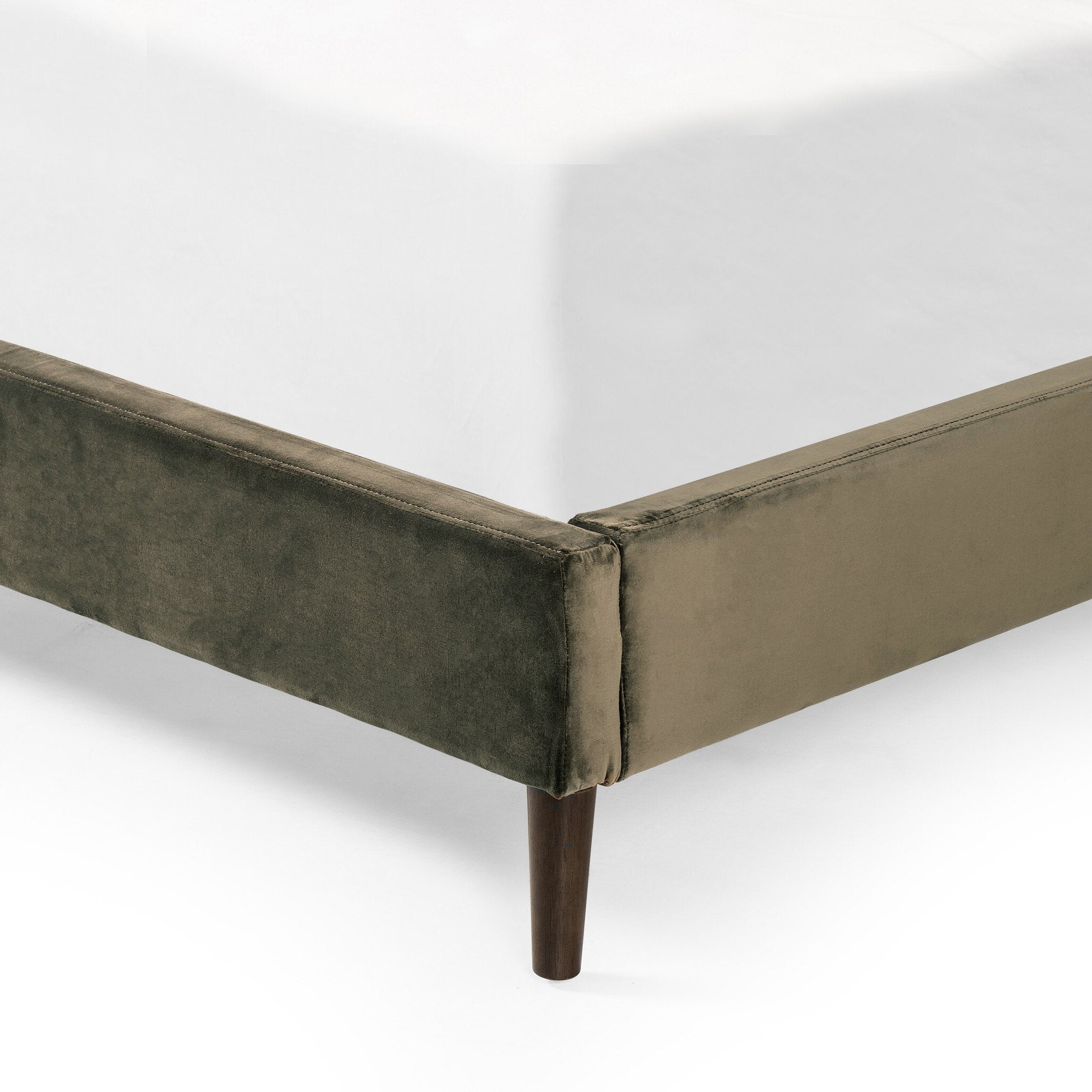 Potter Bed - Surrey Olive | King