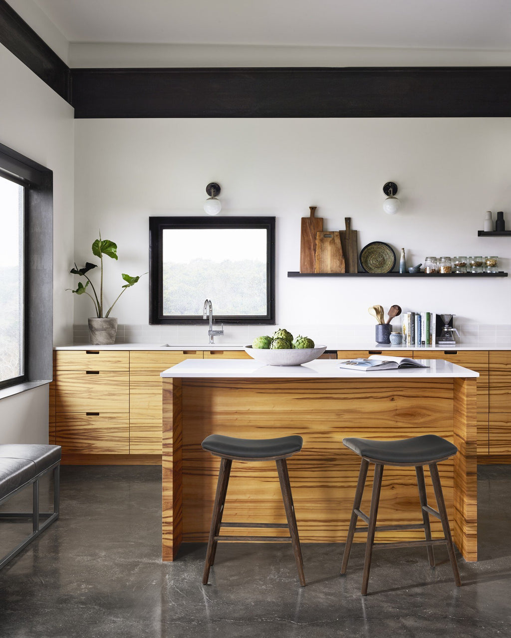 Union Bar Stool - Distressed Black