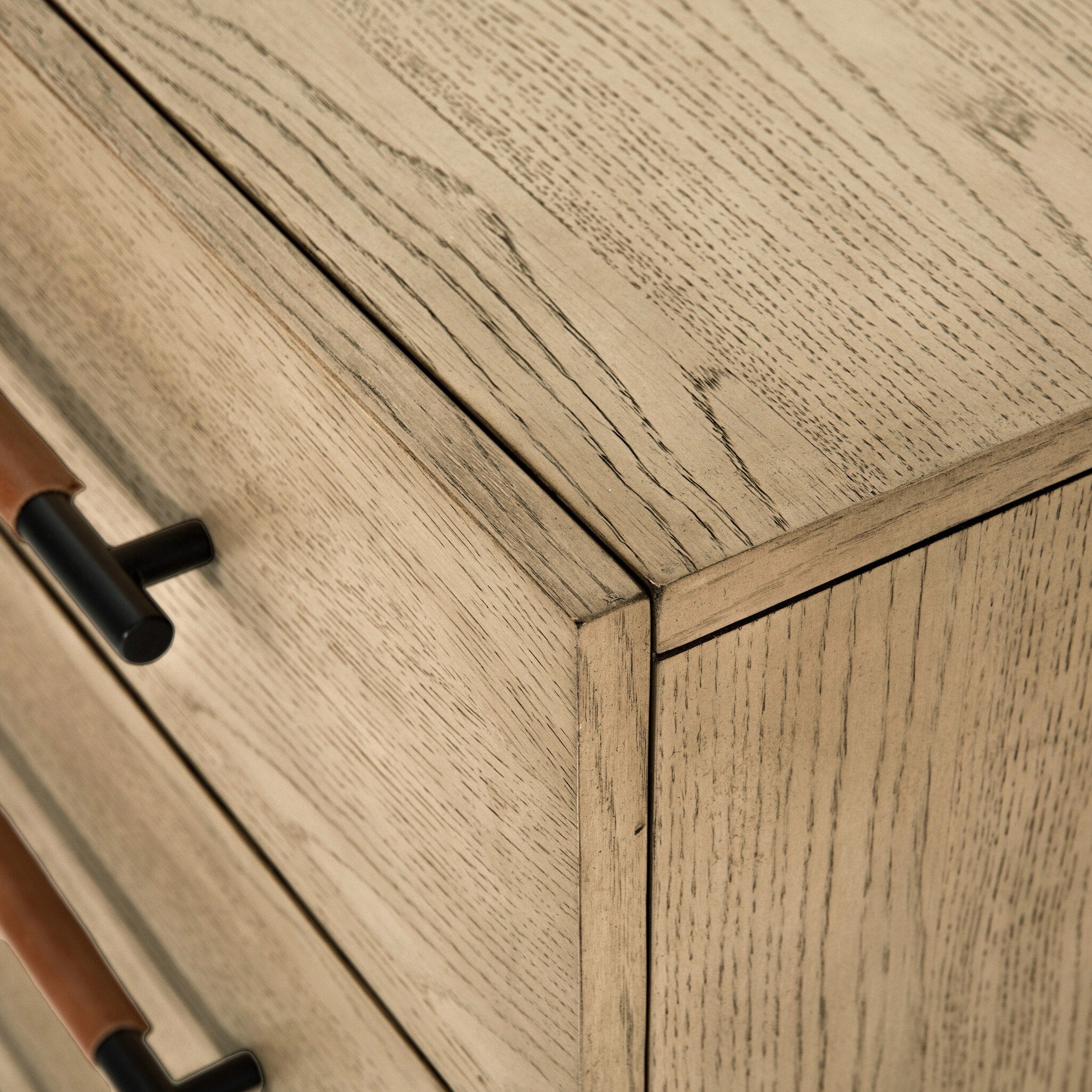 Rosedale 3 Drawer Dresser - Yucca Oak Veneer