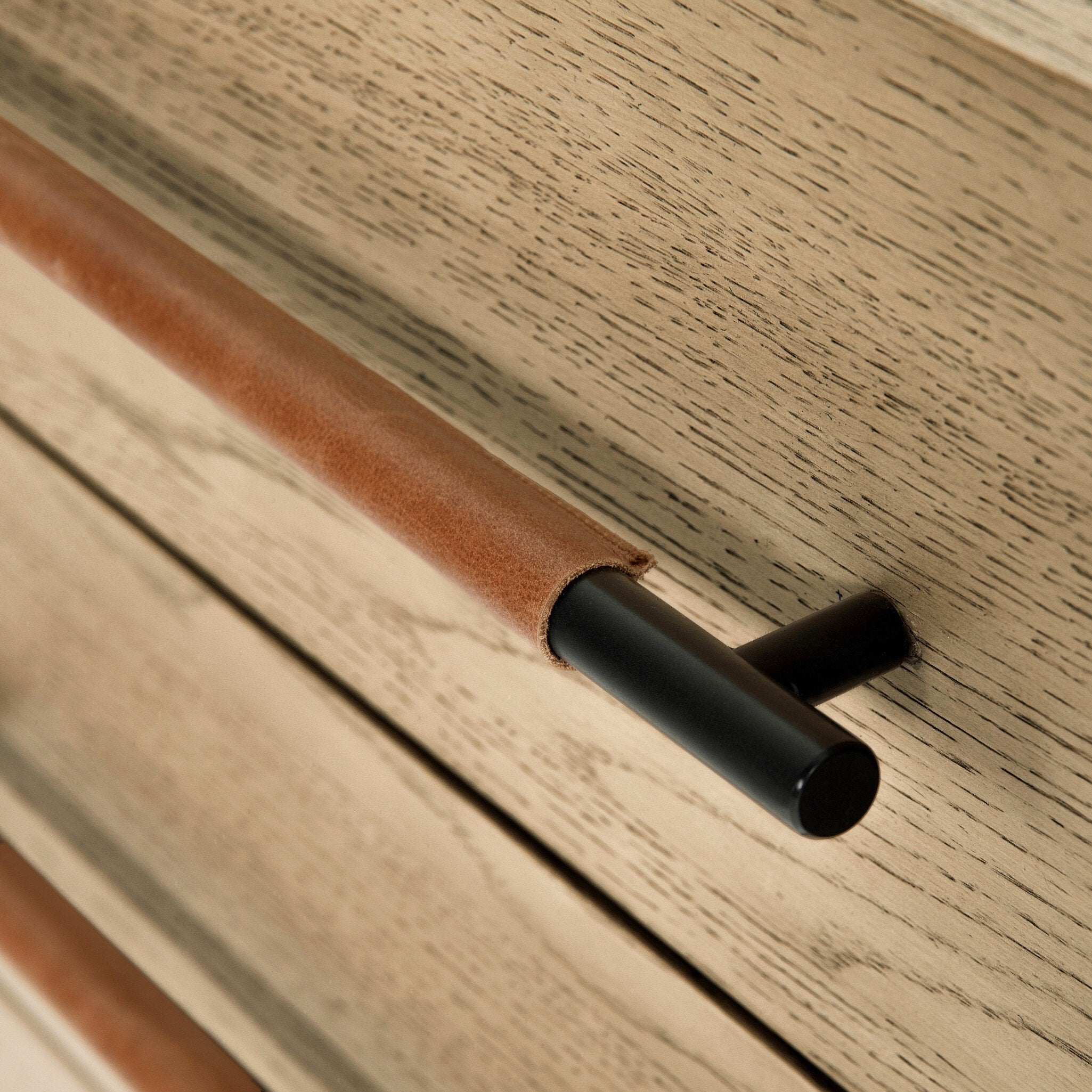Rosedale 3 Drawer Dresser - Yucca Oak Veneer