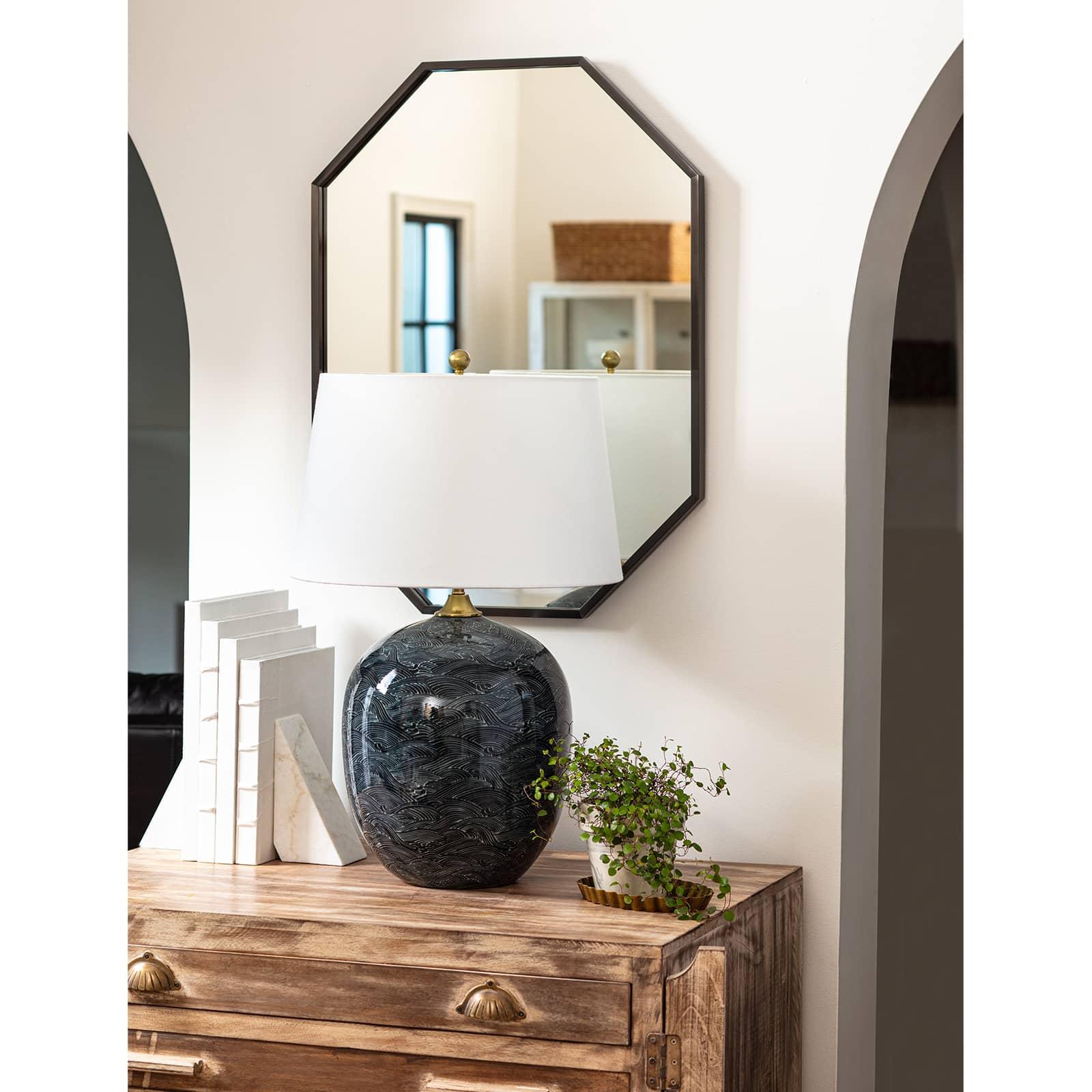 Harbor Ceramic Table Lamp | Black