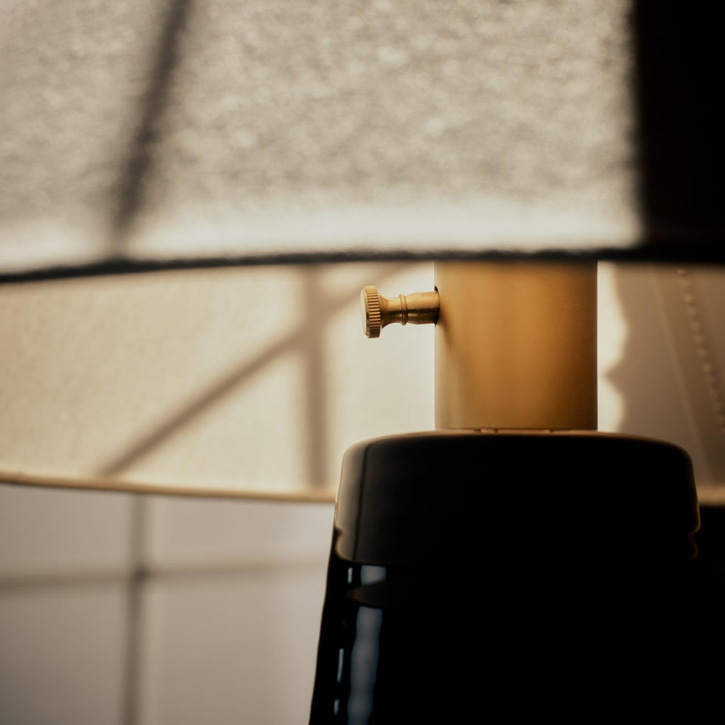 Koda Ceramic Table Lamp | Black