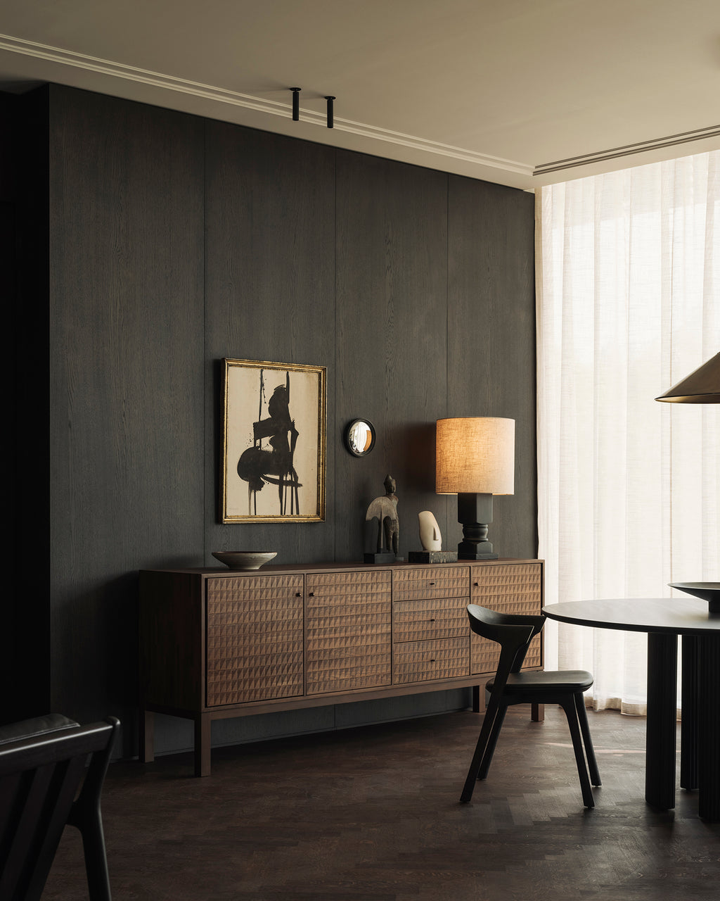 Sono Sideboard | Varnished Teak | Light Brown | 3 Doors | 3 Drawers