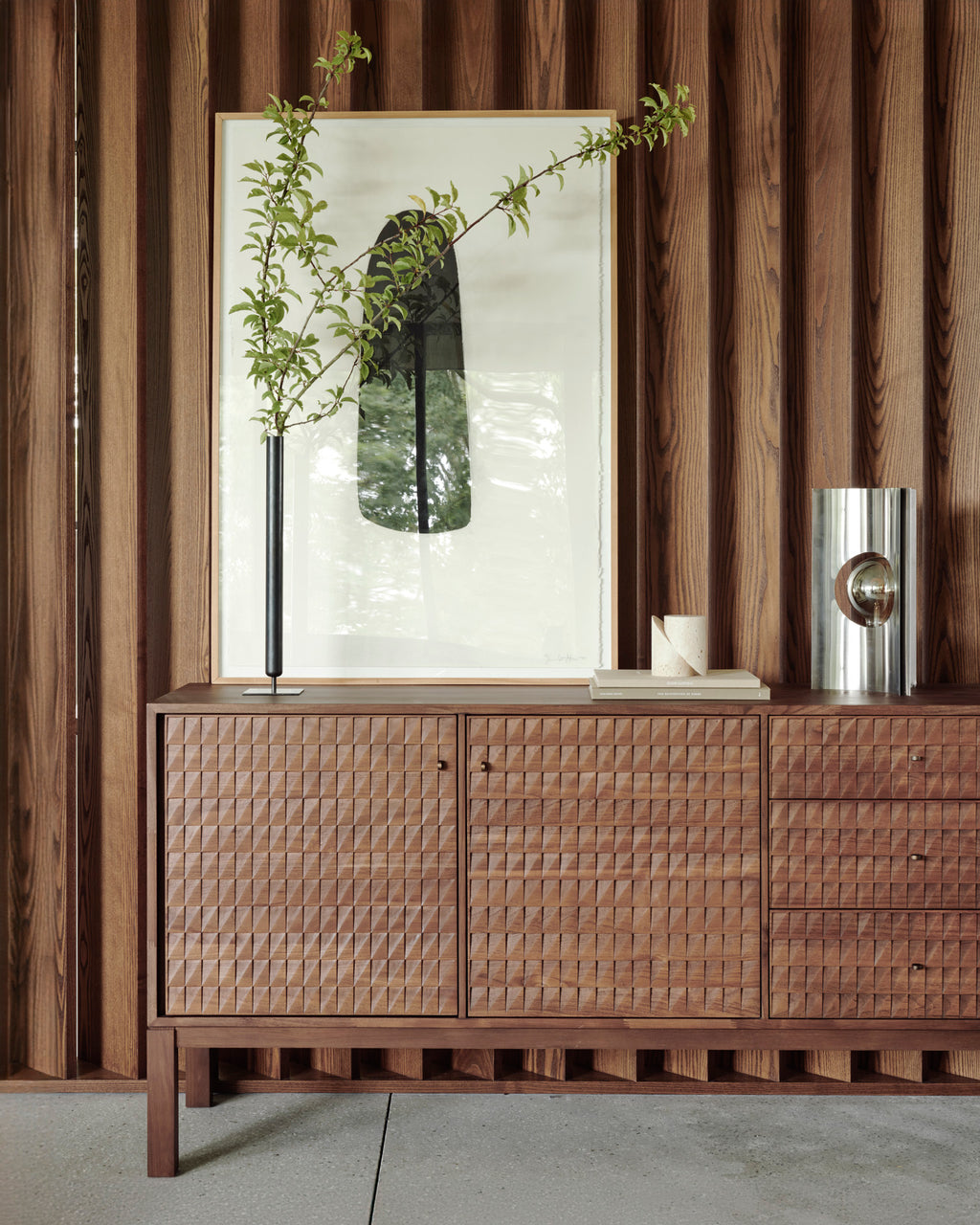 Sono Sideboard | Varnished Teak | Light Brown | 2 Doors | 3 Drawers