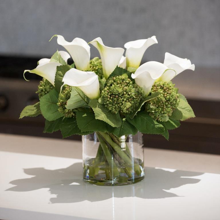 Calla Lily & Hydrangea Buds Arrangement 15"H Green / Clear Glass Vase