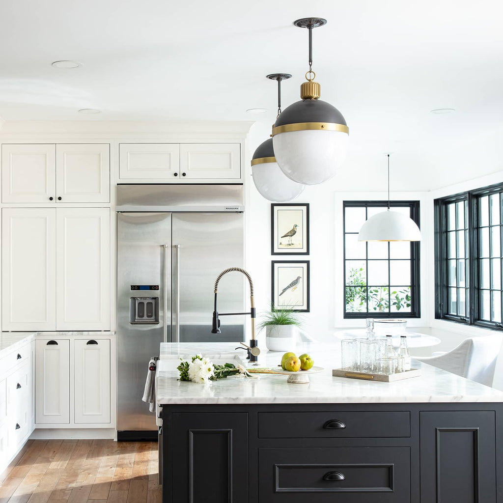 Otis Pendant Large | Blackened Brass and Natural Brass