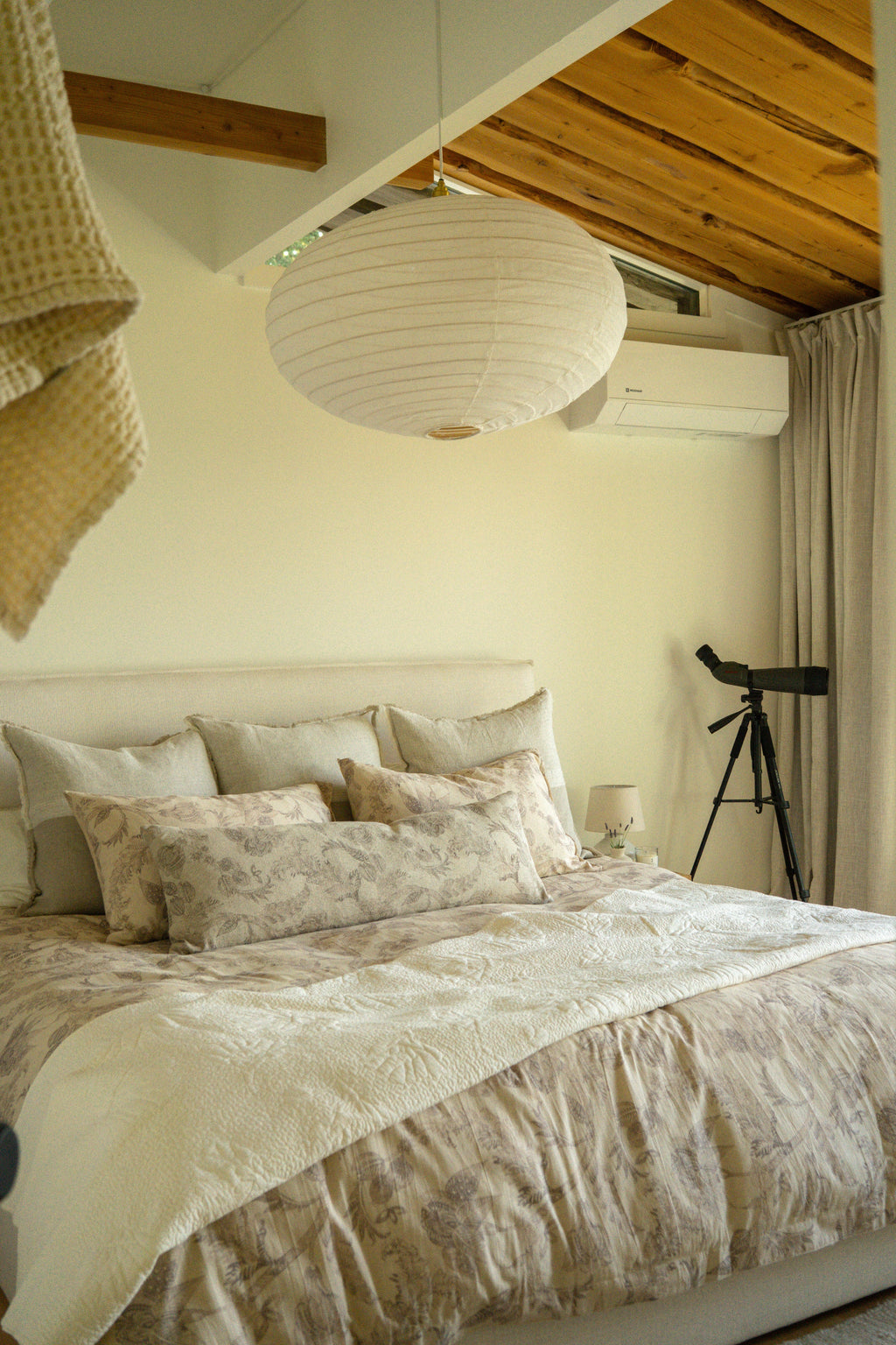 15x42 Meadowlark Pillow, Brown