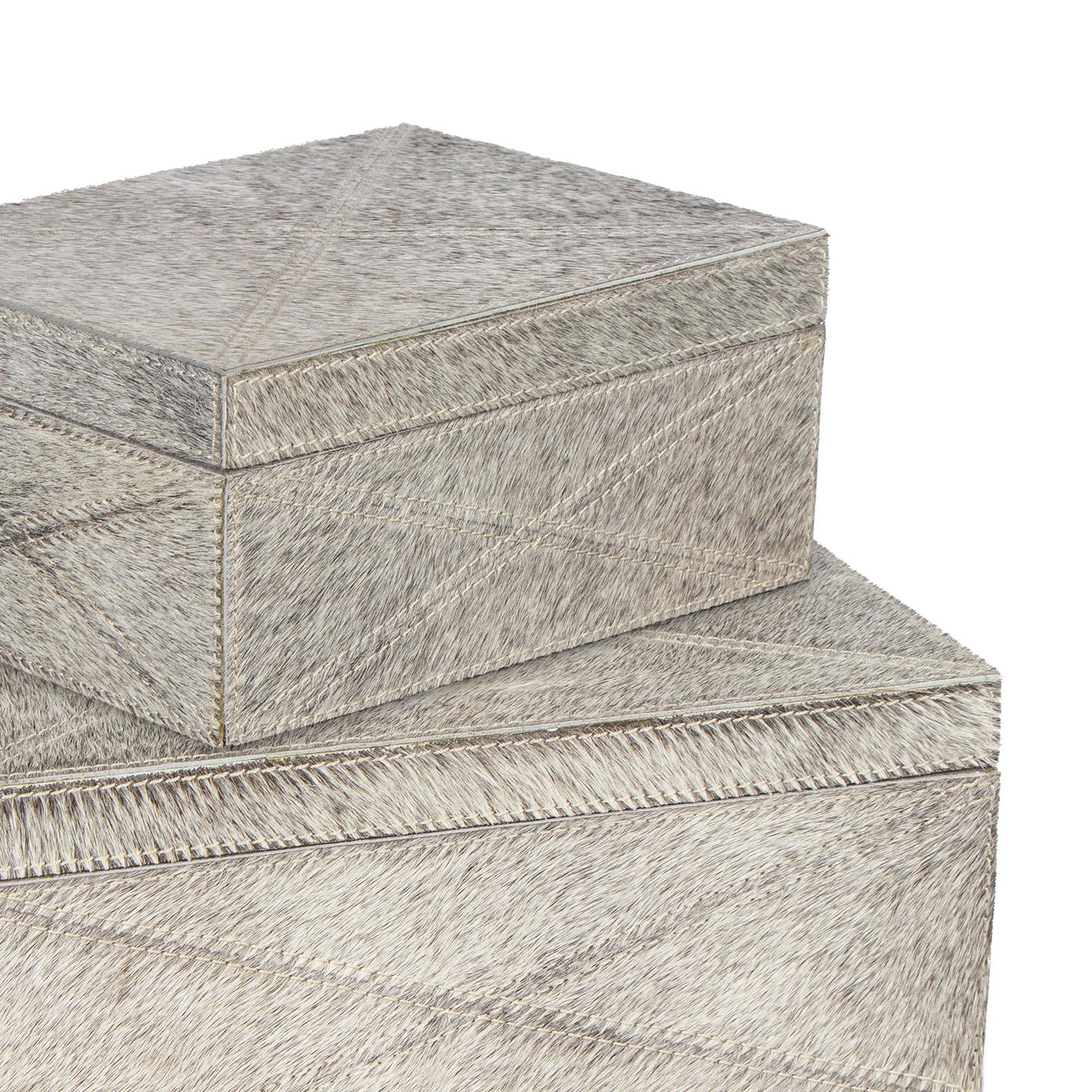 Andres Hair on Hide Box Set | Grey