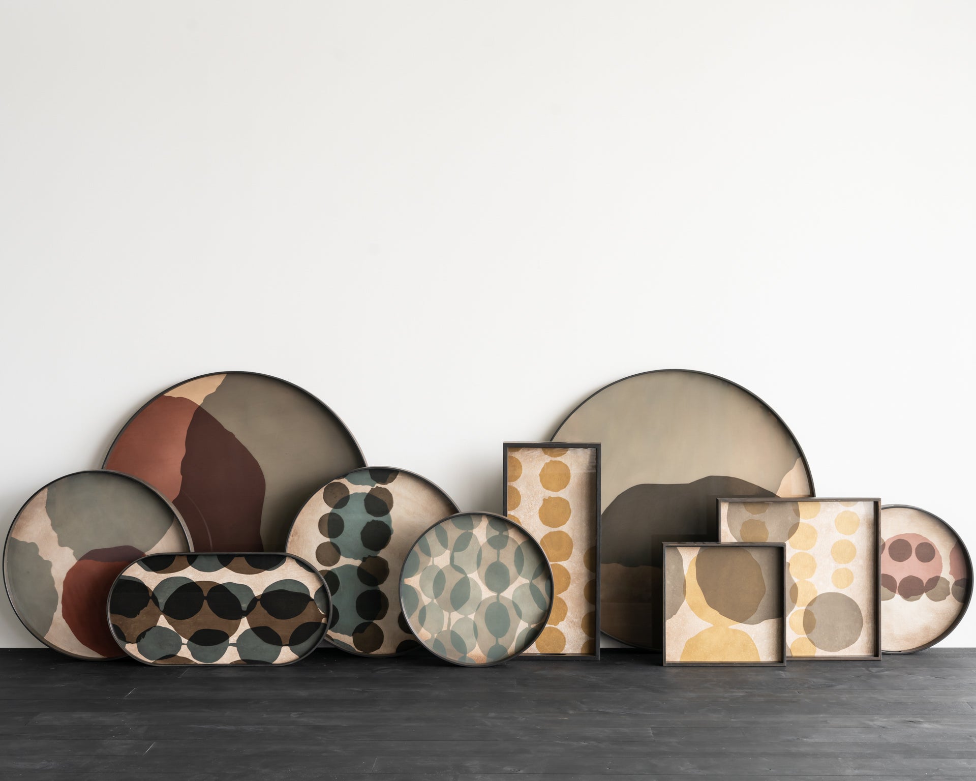 Layered Dots Tray | Glass | Pinot | Round | S