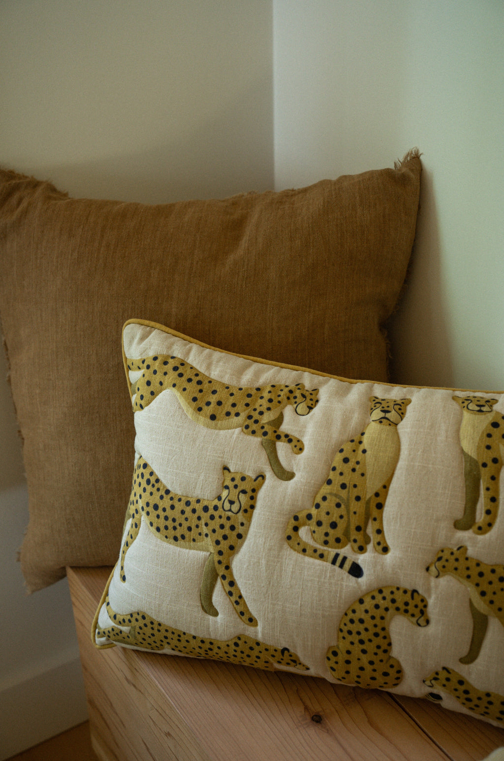 16x24 Cheetah Pillow