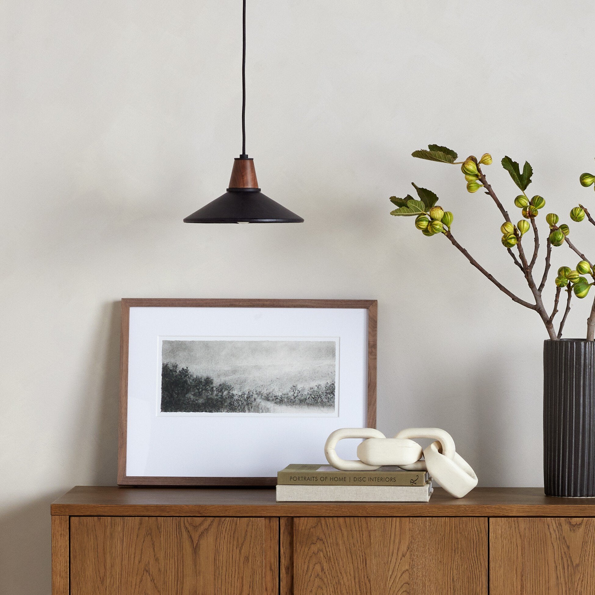 Cullen Pendant - Black Leather | Shiny White
