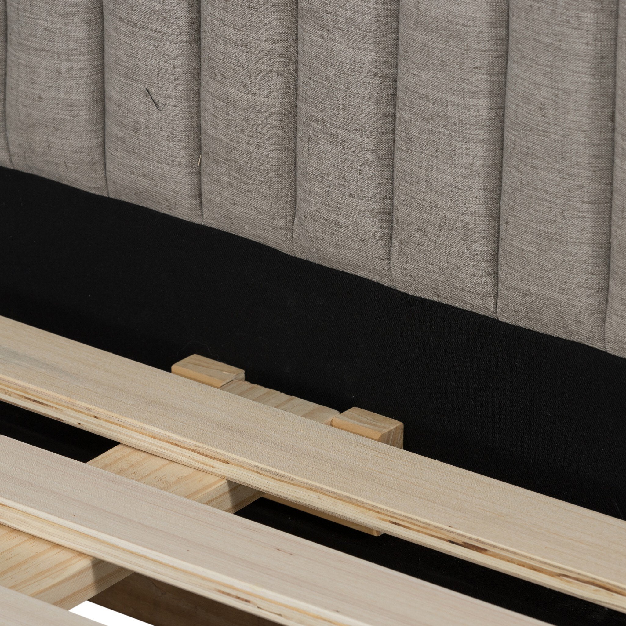 Montgomery Bed - Savile Flannel | Queen
