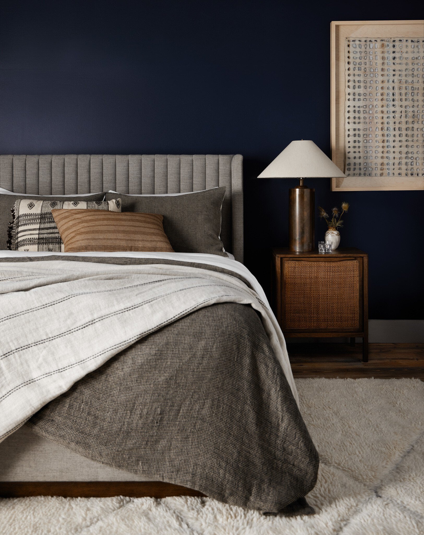 Montgomery Bed - Savile Flannel | Queen