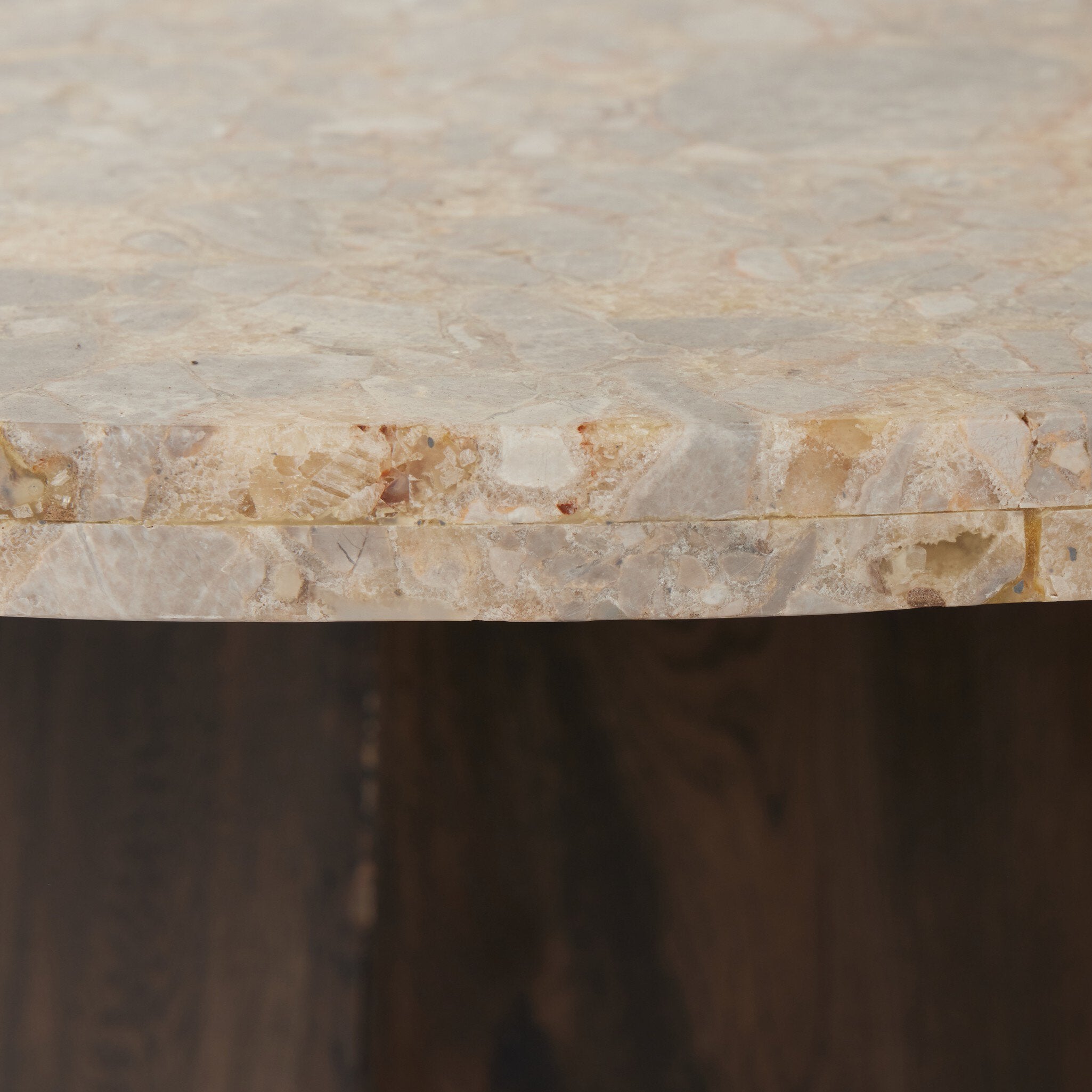 Brisa Round Dining Table 55" - Dune Onyx