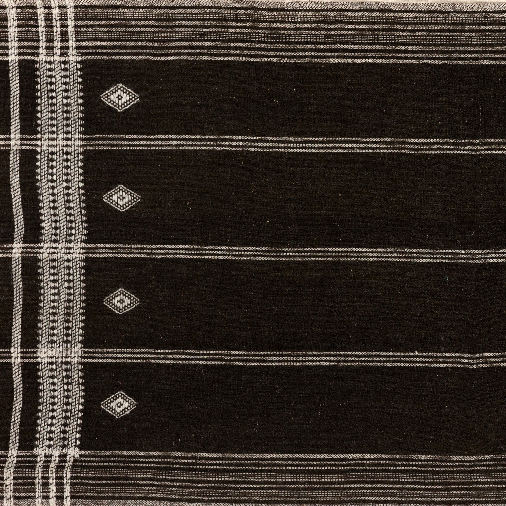Bhujodi Textile - Black 2.5 Maple