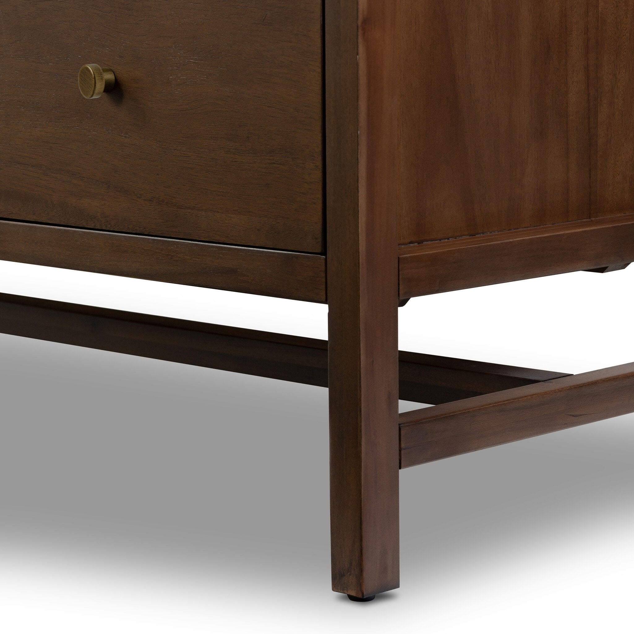 Sullivan 10 Drawer Dresser - Saddle Tan Veneer