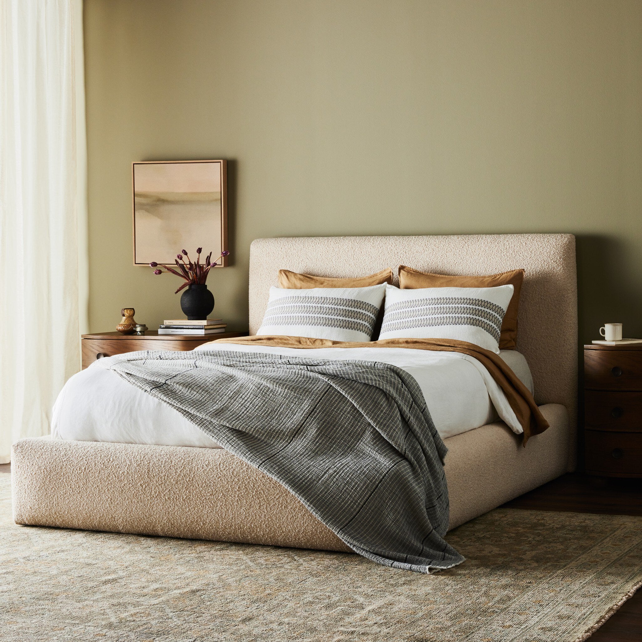 Quincy Bed - Lisbon Cream | King