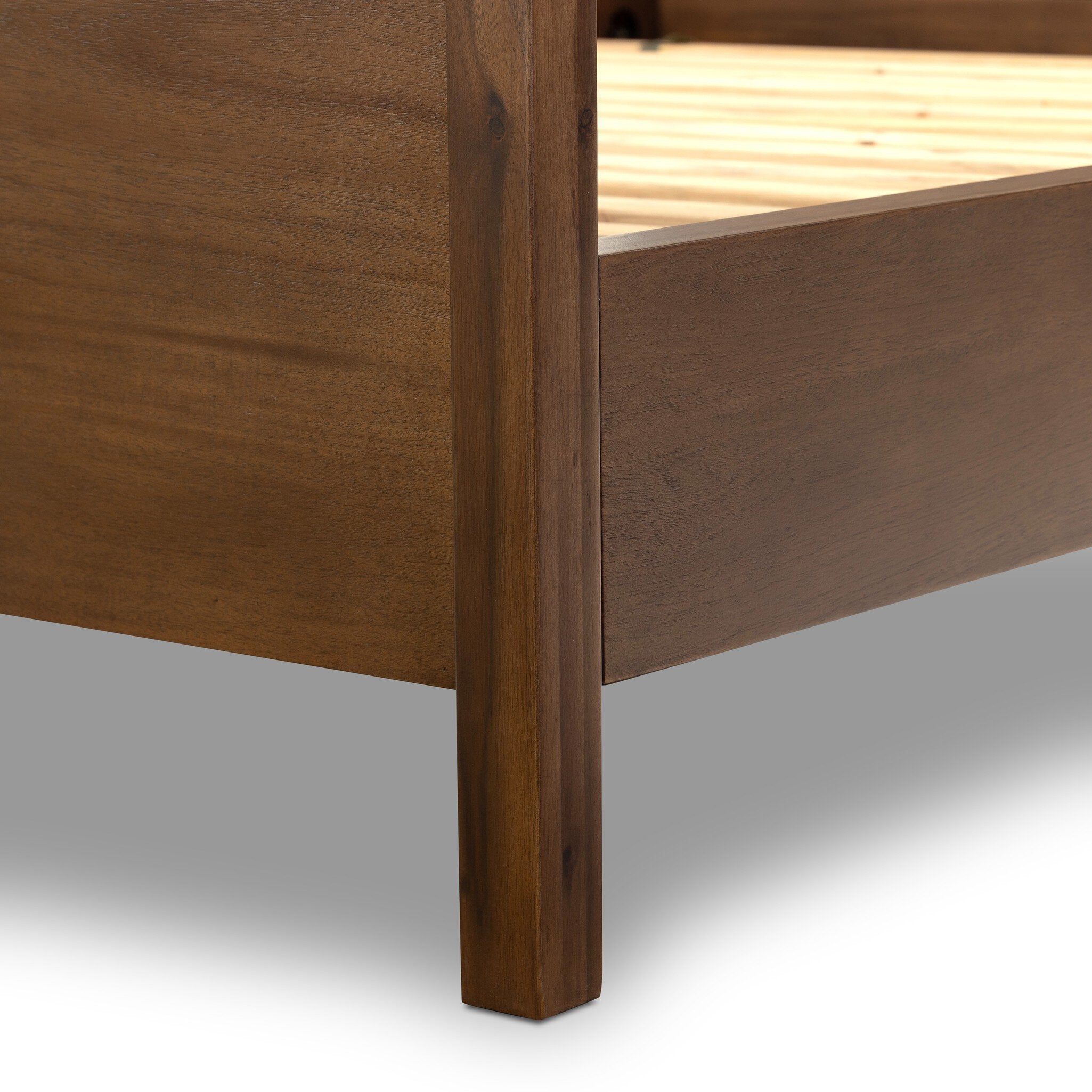 Sullivan Bed - Harbor Sand | Queen