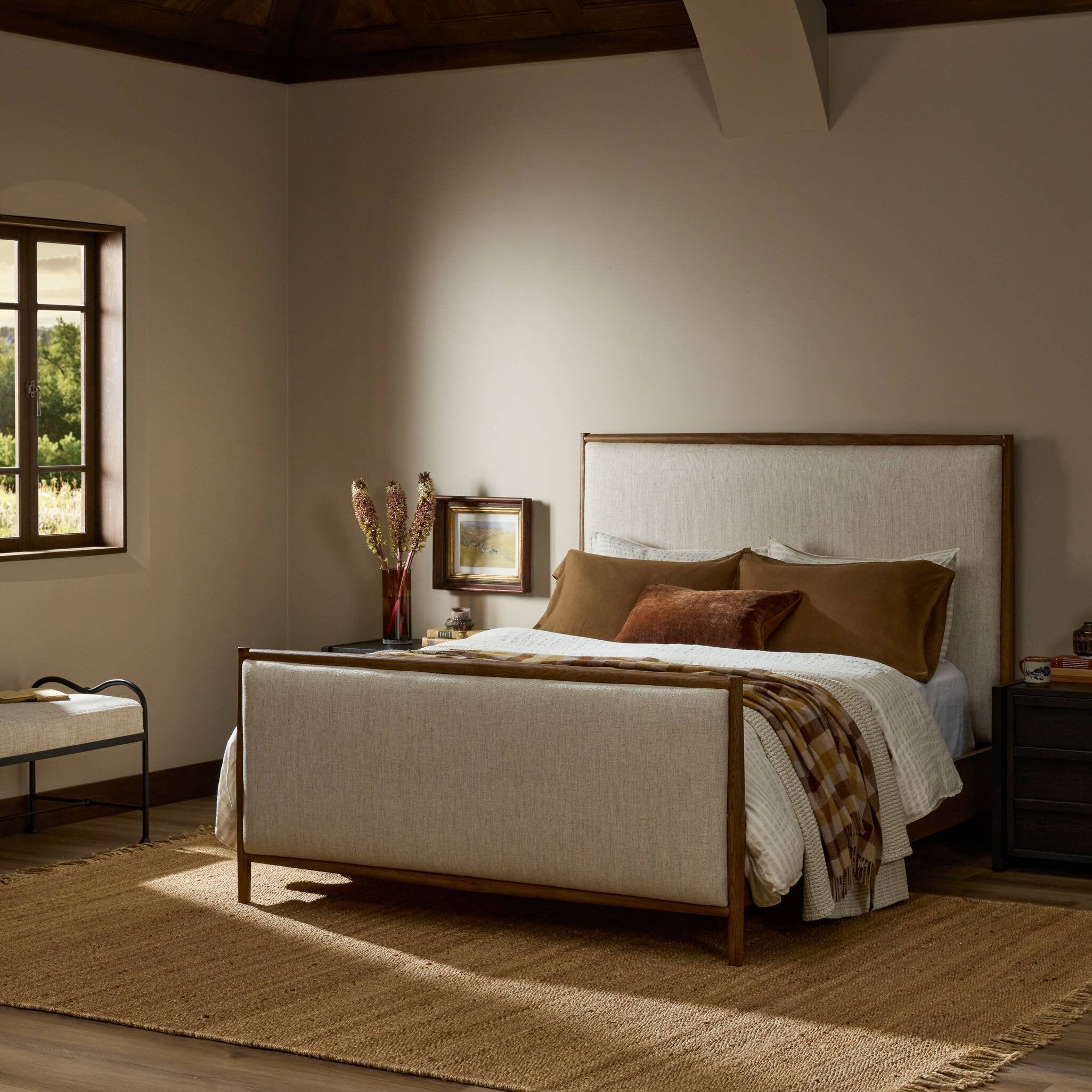 Glenview Bed - Essence Natural | King