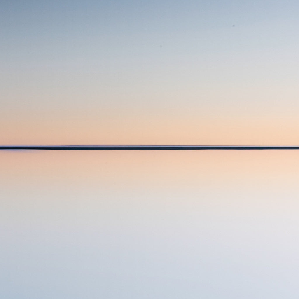 Horizon by Getty Images - White Washed Maple Floater