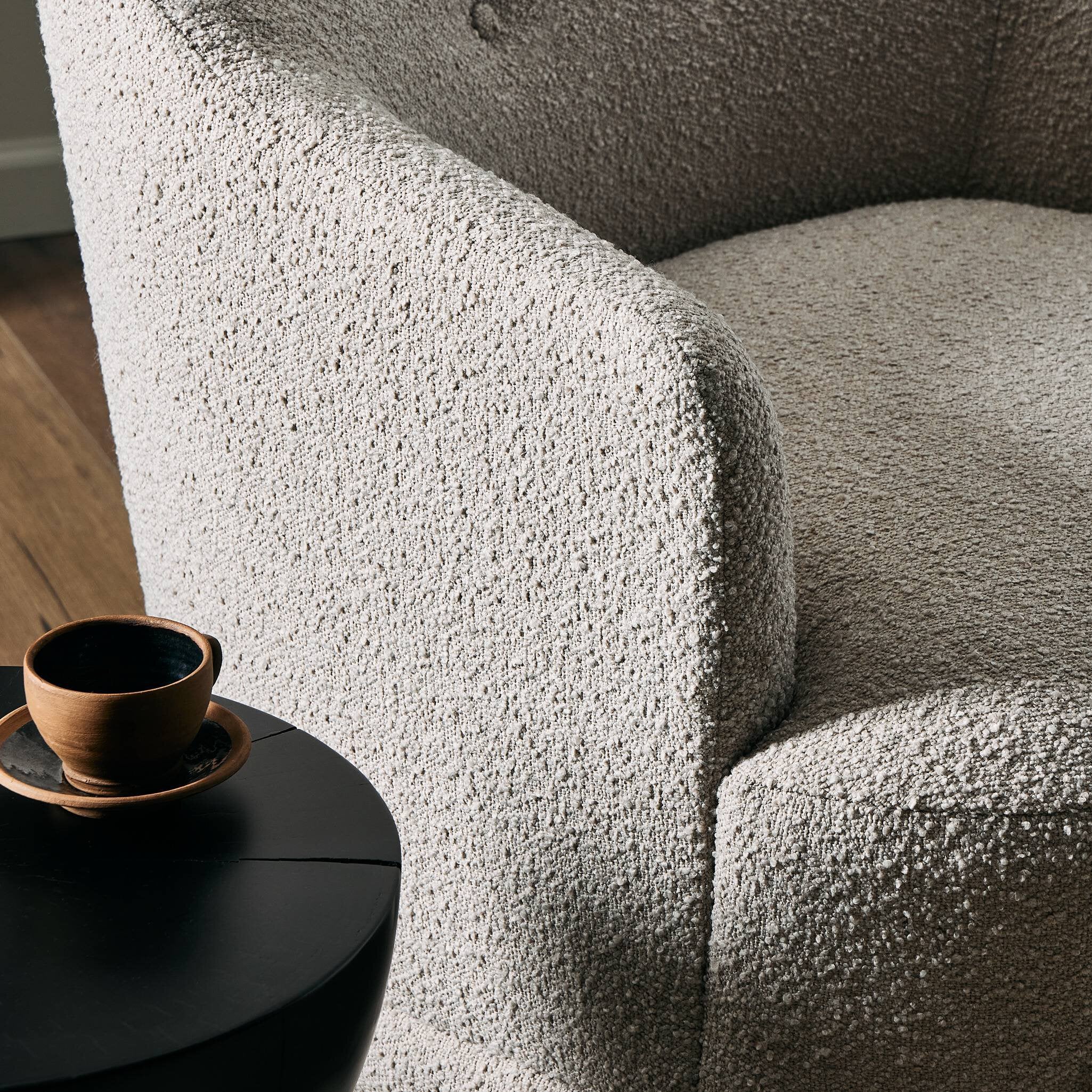 Marnie Chair - Knoll Sand