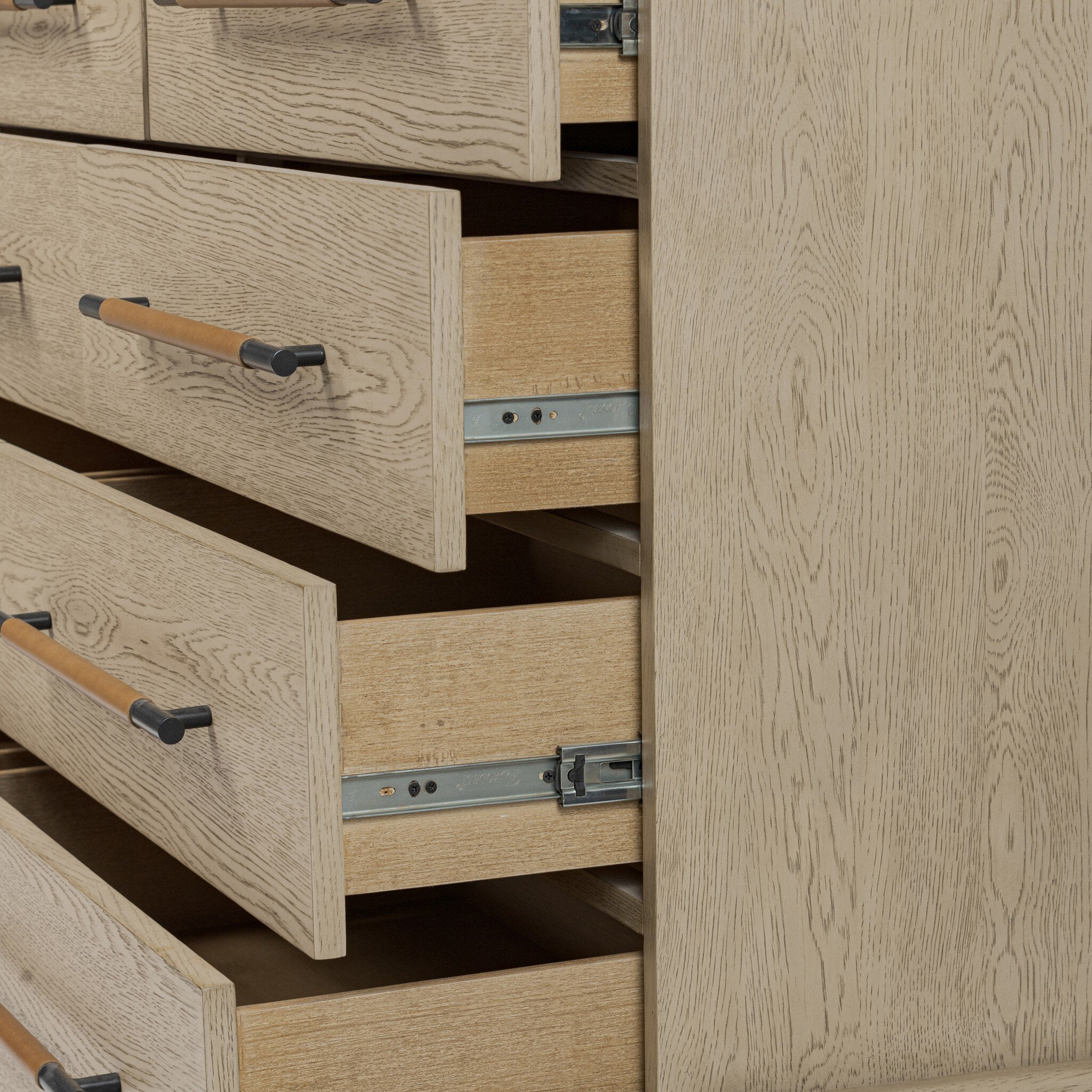 Rosedale 8 Drawer Dresser - Yucca Oak Veneer