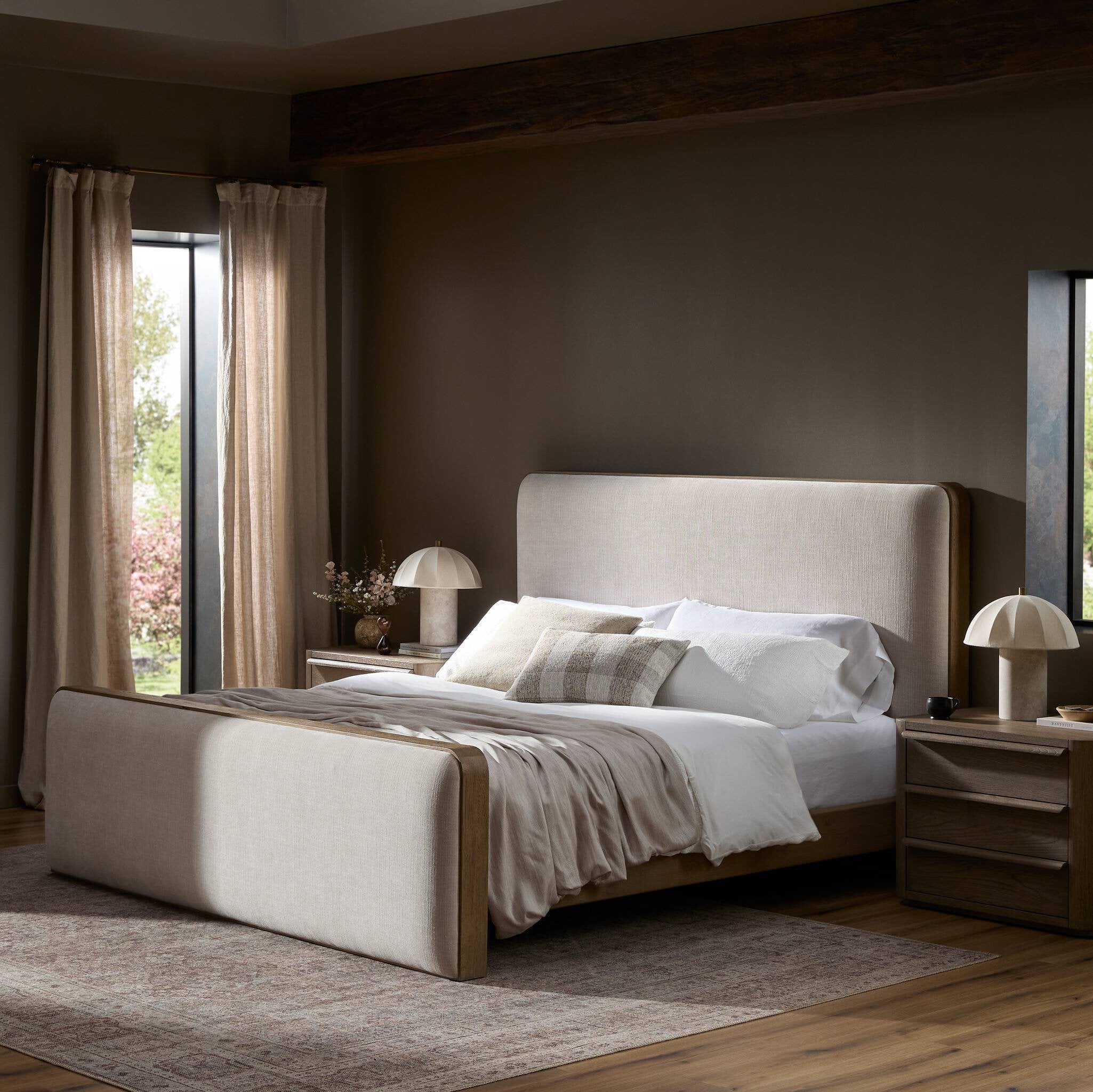 Pierce Bed - Holland Sand | King