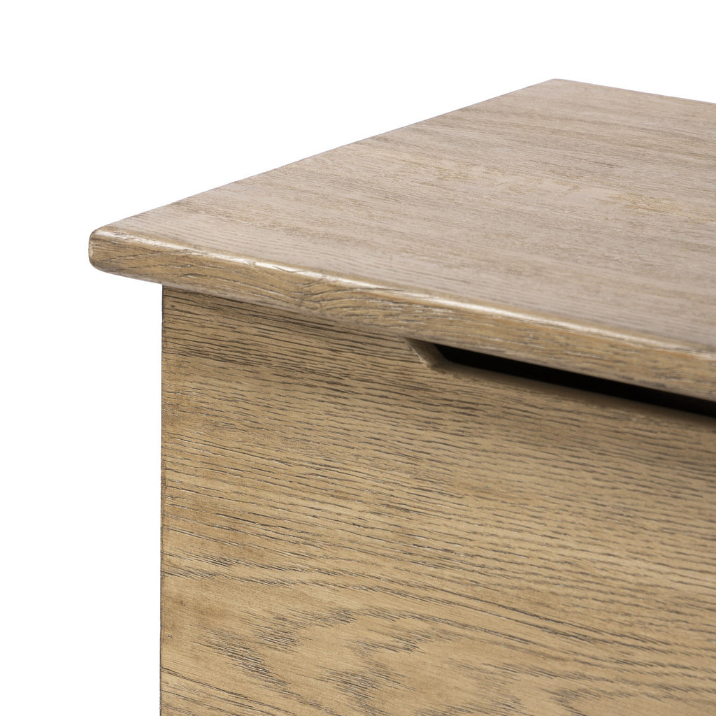 Quintin Trunk - Worn Oak