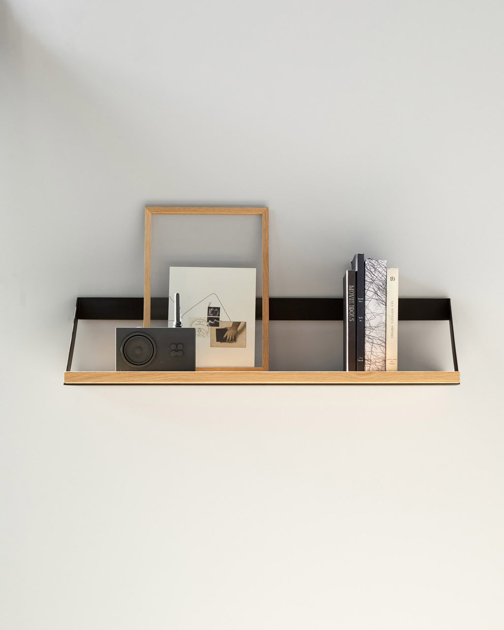 Ribbon Shelf | Oak | Black Metal