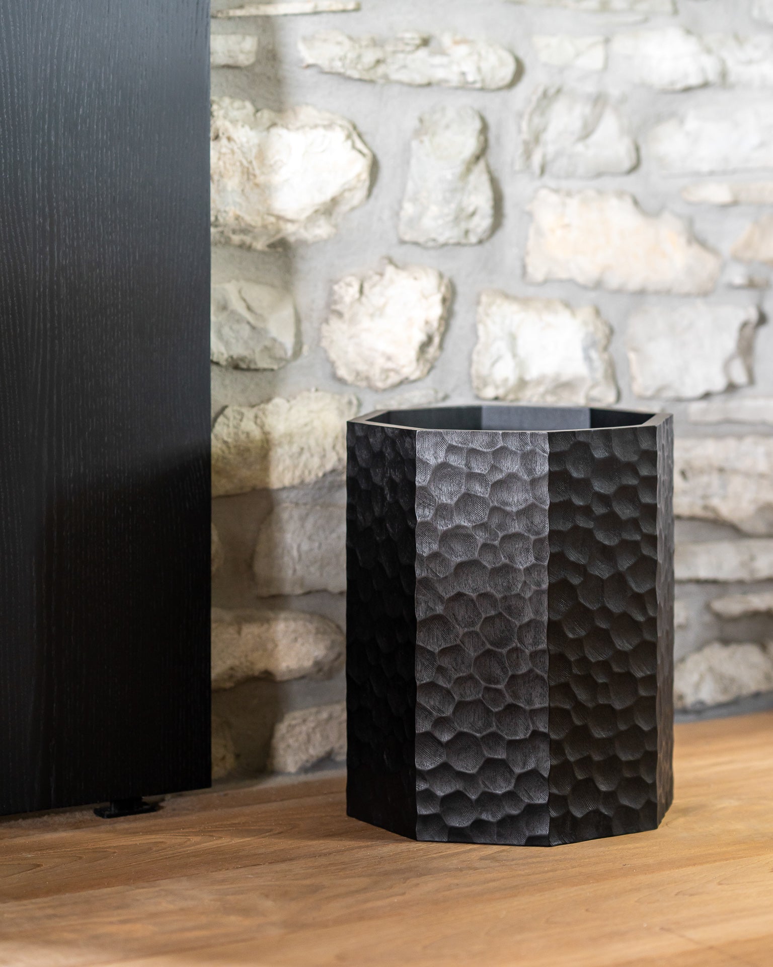 Chopped Paper Basket | Varnished Mahogany | Black