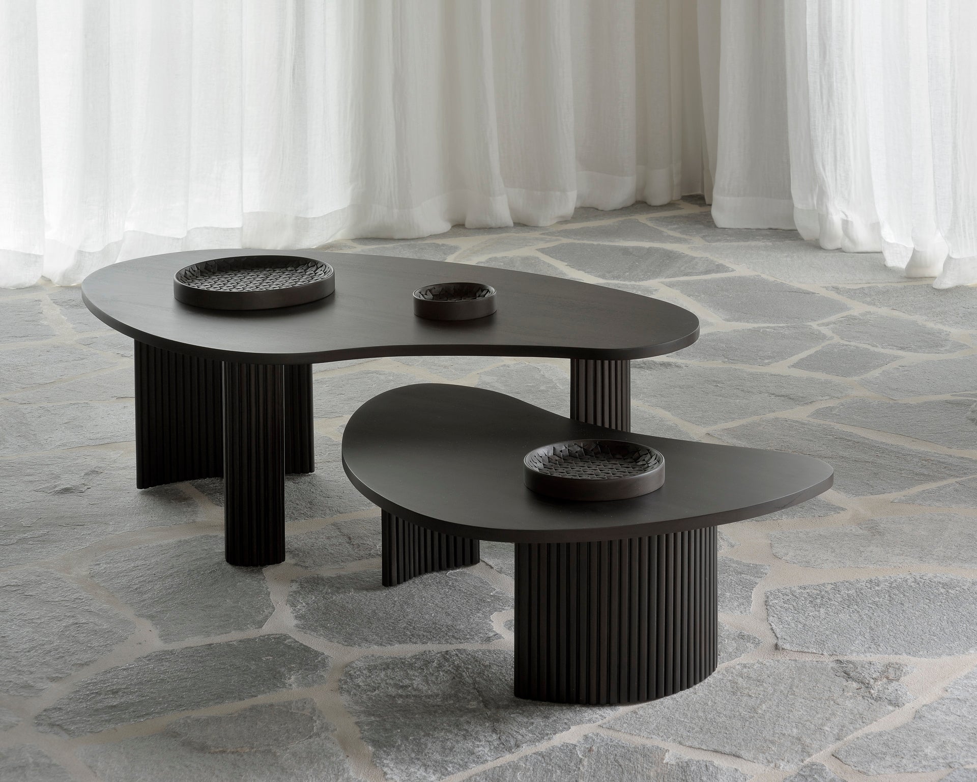 Boomerang Coffee Table | Varnished Mahogany | Dark Brown | Pebble Shape | 35" X 24"