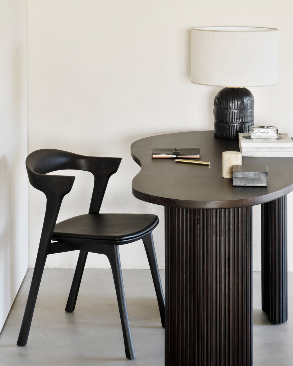Bok Dining Chair | Varnished Oak | Brown | Brown Leather