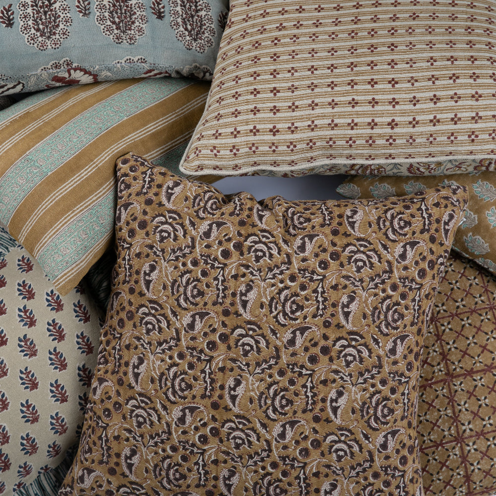 Bari Ecru Pillow