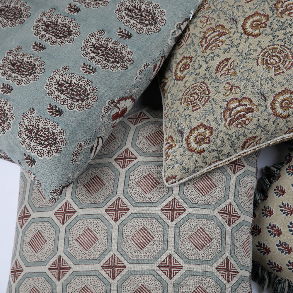 Evara Cove Pillow
