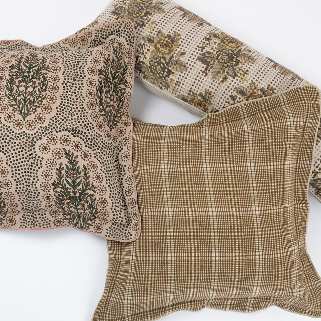 Crossroad Mud Pillow