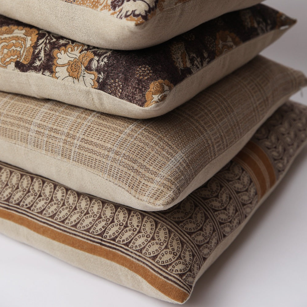 Majhi Coco Pillow