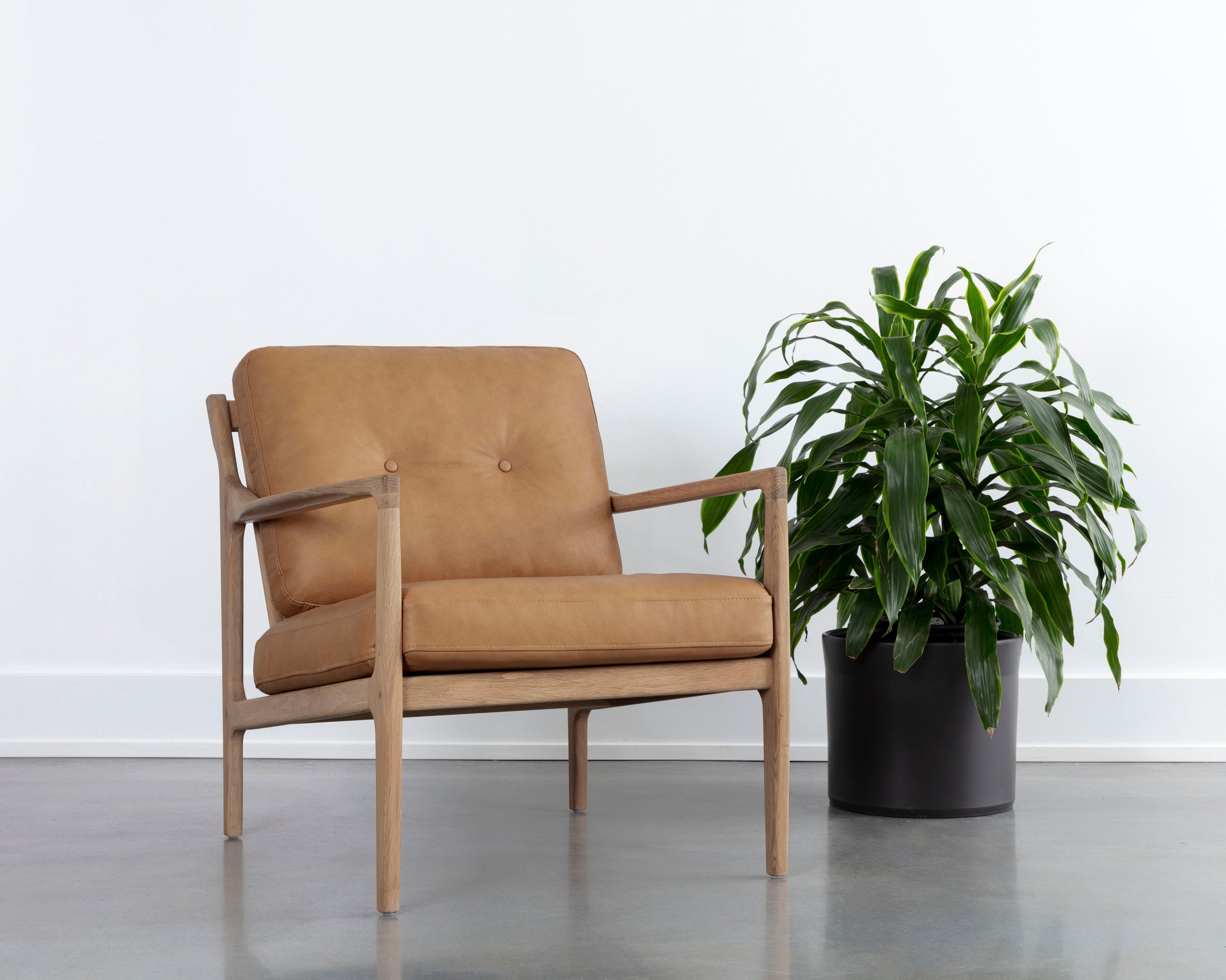 Gilmore Lounge Chair - Light Oak - Sahara Camel Leather