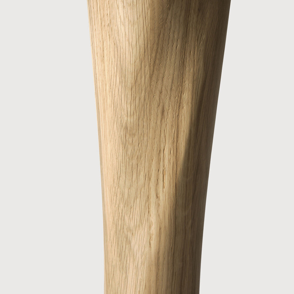 Torsion Dining Table | Varnished Oak | Round | 35" X 35"