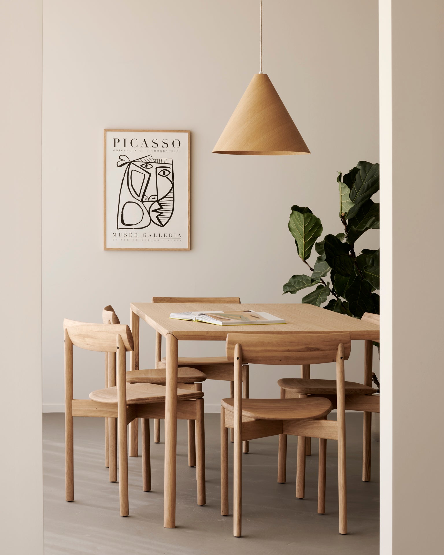 Risu Dining Chair | Varnished Oak