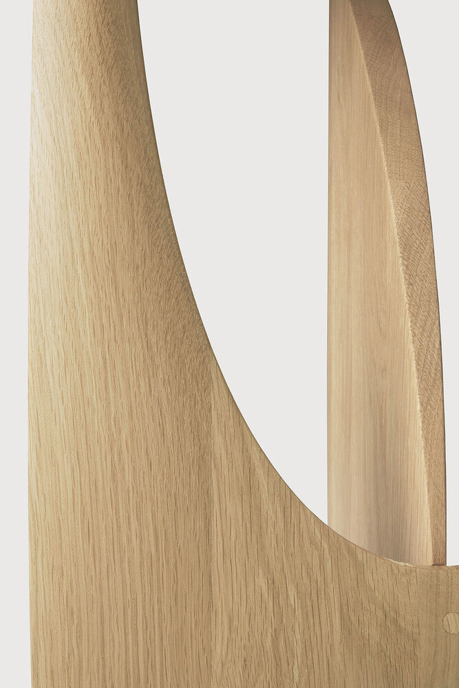 Geometric Side Table | Varnished Oak | Round