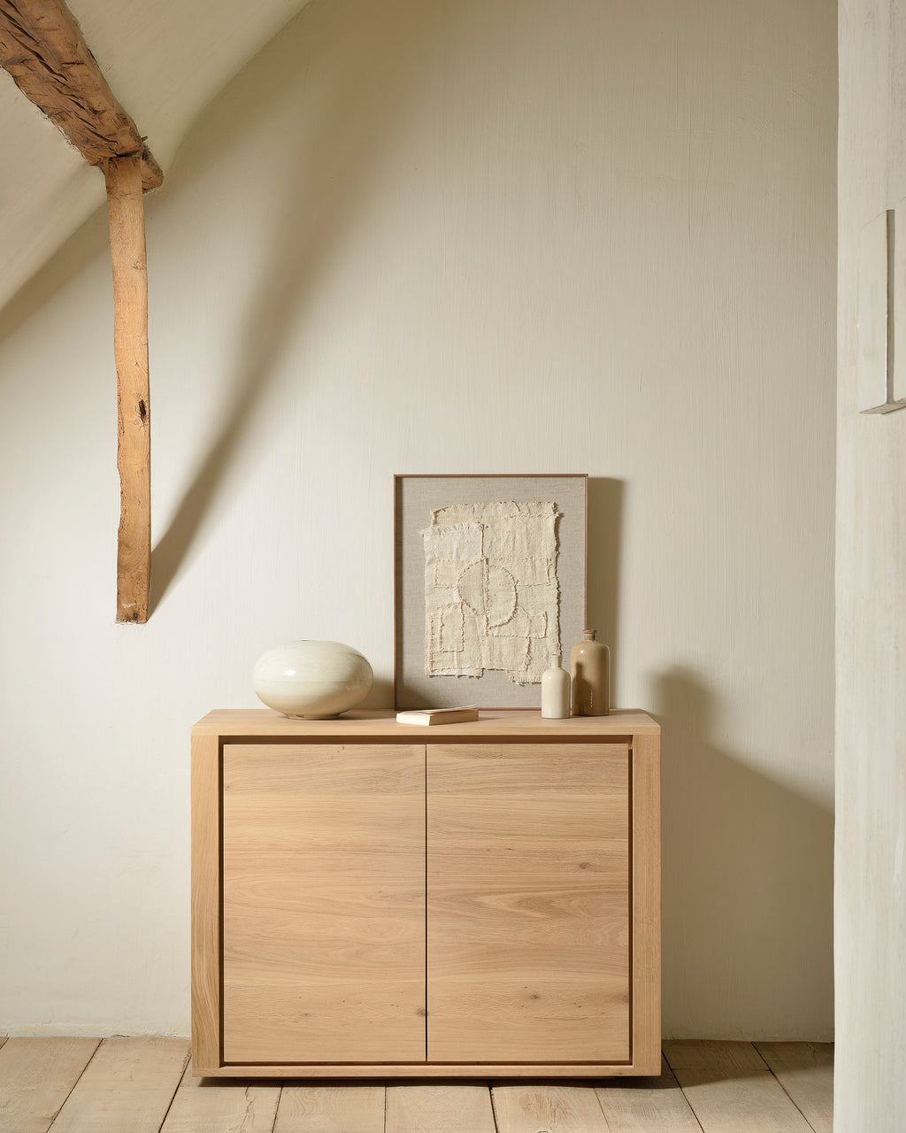 Shadow Sideboard | Oak | 2 Doors